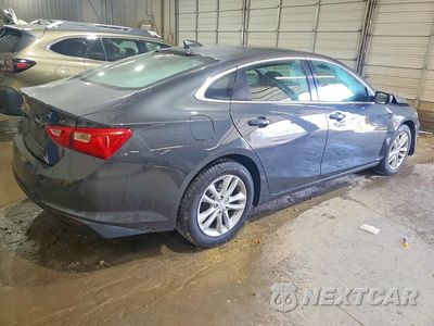 Trzecie zdjęcie samochodu z tyłu: 2018 CHEVROLET MALIBU LT VIN:1G1ZD5ST8JF230098 - miniatura