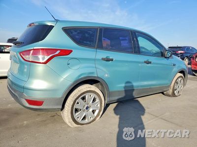 Trzecie zdjęcie samochodu z tyłu: 2013 FORD ESCAPE S VIN:1FMCU0F78DUC35763 - miniatura