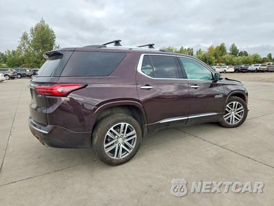 Trzecie zdjęcie samochodu z tyłu: 2022 CHEVROLET TRAVERSE HIGH COUNTRY VIN:1GNEVNKW6NJ103924 - miniatura