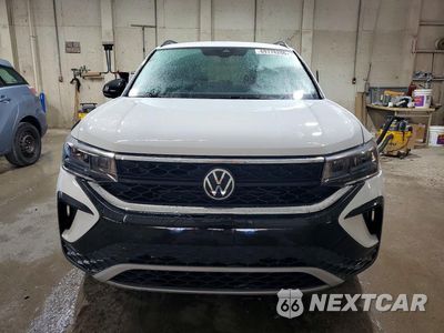 Piąte zdjęcie samochodu w środku: 2022 VOLKSWAGEN TAOS S VIN:3VVDX7B26NM029884 - miniatura