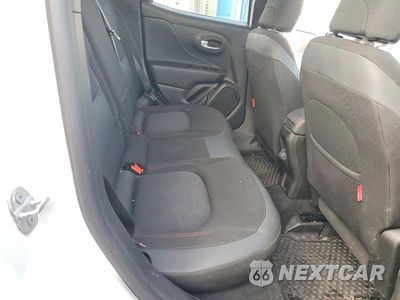 Zdjęcie 11 z 13 samochodu: 2023 JEEP RENEGADE TRAILHAWK VIN:ZACNJDC14PPP65003 - miniatura