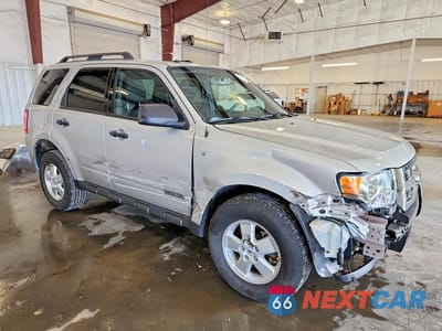 Czwarte zdjęcie samochodu z boku: 2008 FORD ESCAPE XLT VIN:1FMCU03158KE39681 - miniatura