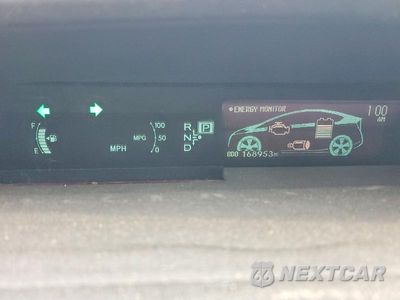 Zdjęcie 9 z 12 samochodu: 2011 TOYOTA PRIUS THREE VIN:JTDKN3DU5B5299323 - miniatura
