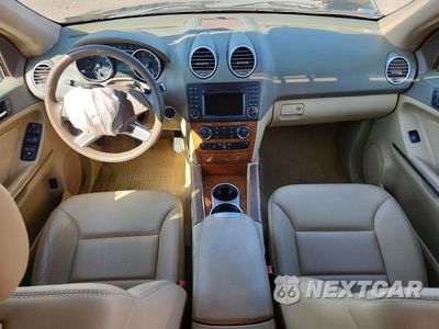 Zdjęcie 8 z 14 samochodu: 2009 MERCEDES-BENZ ML 350 VIN:4JGBB86E49A510133 - miniatura
