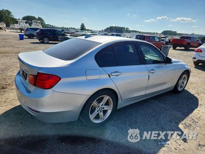 Trzecie zdjęcie samochodu z tyłu: 2013 BMW 320 I VIN:WBA3B1C53DF461598 - miniatura