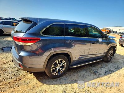 Trzecie zdjęcie samochodu z tyłu: 2017 TOYOTA HIGHLANDER LE VIN:5TDZARFH9HS026997 - miniatura