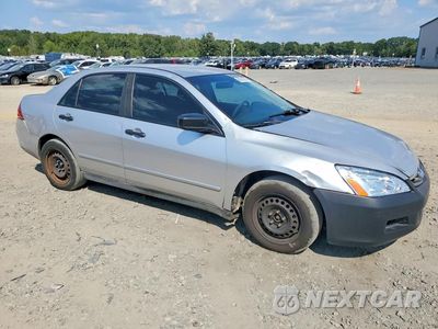 Czwarte zdjęcie samochodu z boku: 2006 HONDA ACCORD VALUE VIN:1HGCM56186A046999 - miniatura