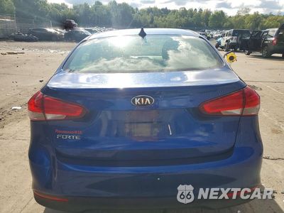 Zdjęcie 6 z 12 samochodu: 2017 KIA FORTE LX VIN:3KPFK4A71HE149978 - miniatura
