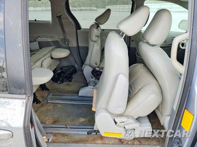 Zdjęcie 10 z 12 samochodu: 2012 TOYOTA SIENNA XLE 8-PASSENGER VIN:5TDYK3DC4CS219841 - miniatura