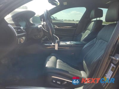 Zdjęcie 7 z 12 samochodu: 2017 BMW 750 XI VIN:WBA7F2C54HG422059 - miniatura