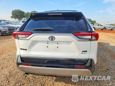 Zdjęcie 6 z 14 samochodu: 2025 TOYOTA RAV4 XSE VIN:4T3E6RFV1SU198274 - miniatura