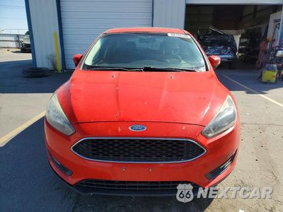 Piąte zdjęcie samochodu w środku: 2016 FORD FOCUS SE VIN:1FADP3K2XGL321894 - miniatura