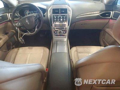 Zdjęcie 8 z 12 samochodu: 2017 LINCOLN MKZ RESERVE VIN:3LN6L5F99HR662431 - miniatura