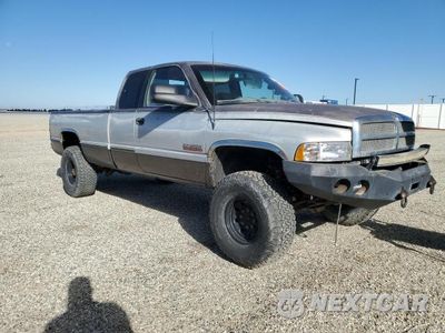 Czwarte zdjęcie samochodu z boku: 1997 DODGE RAM 2500 VIN:3B7KF23D4VM576633 - miniatura