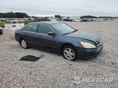 Czwarte zdjęcie samochodu z boku: 2006 HONDA ACCORD EX VIN:1HGCM56846A154520 - miniatura