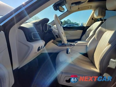 Zdjęcie 7 z 13 samochodu: 2018 MASERATI LEVANTE LUXURY VIN:ZN661XUL6JX268885 - miniatura