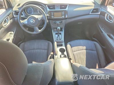 Zdjęcie 8 z 12 samochodu: 2018 NISSAN SENTRA SV VIN:3N1AB7AP8JY226994 - miniatura