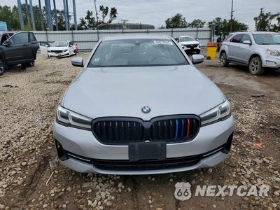 Piąte zdjęcie samochodu w środku: 2021 BMW 530 XI VIN:WBA13BJ09MCF67690 - miniatura