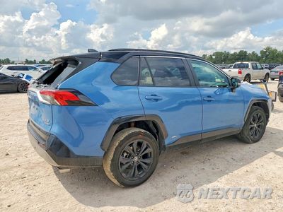 Trzecie zdjęcie samochodu z tyłu: 2024 TOYOTA RAV4 XSE VIN:4T3E6RFV9RU141170 - miniatura