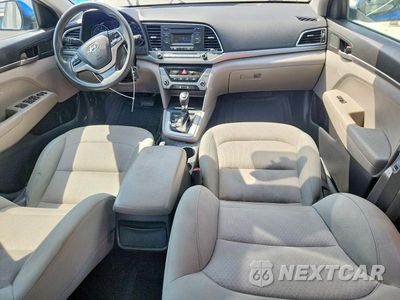 Zdjęcie 8 z 13 samochodu: 2017 HYUNDAI ELANTRA SE VIN:KMHD74LF8HU109231 - miniatura