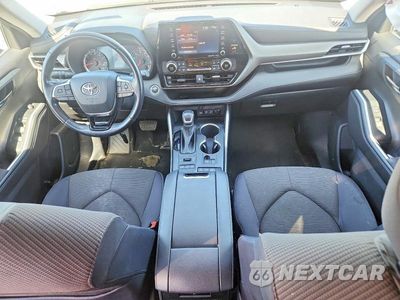 Zdjęcie 8 z 13 samochodu: 2021 TOYOTA HIGHLANDER LE VIN:5TDBZRBH8MS544691 - miniatura