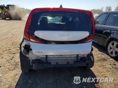 Zdjęcie 6 z 12 samochodu: 2022 KIA SOUL LX VIN:KNDJ23AU2N7165757 - miniatura