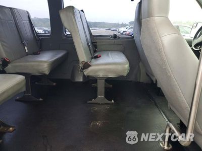Zdjęcie 10 z 12 samochodu: 2014 FORD ECONOLINE E250 VAN VIN:1FTNE2EW0EDB10773 - miniatura