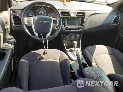 Zdjęcie 8 z 12 samochodu: 2012 CHRYSLER 200 TOURING VIN:1C3CCBBB1CN288105 - miniatura