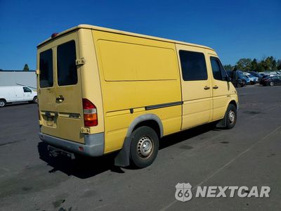 Trzecie zdjęcie samochodu z tyłu: 2004 FREIGHTLINER SPRINTER VIN:WD2PD644245640737 - miniatura