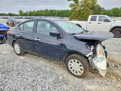 Czwarte zdjęcie samochodu z boku: 2016 NISSAN VERSA 1.6 SV VIN:3N1CN7AP6GL849469 - miniatura