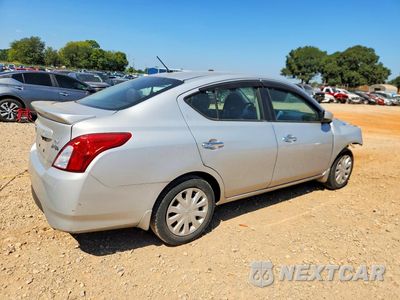 Trzecie zdjęcie samochodu z tyłu: 2018 NISSAN VERSA SV VIN:3N1CN7AP2JL882900 - miniatura