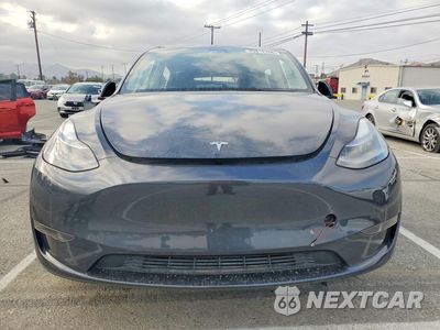Piąte zdjęcie samochodu w środku: 2025 TESLA MODEL Y VIN:7SAYGDEDXSF314733 - miniatura