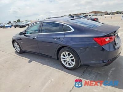 Drugie zdjęcie samochodu z przodu: 2017 CHEVROLET MALIBU LT VIN:1G1ZE5STXHF260694 - miniatura