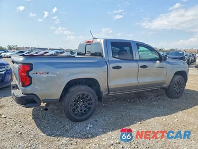 Trzecie zdjęcie samochodu z tyłu: 2026 CHEVROLET COLORADO VIN:1GCPTBEK3T1136004 - miniatura