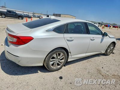Trzecie zdjęcie samochodu z tyłu: 2018 HONDA ACCORD LX VIN:1HGCV1F18JA242942 - miniatura