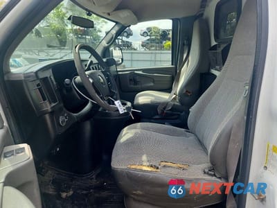 Zdjęcie 7 z 13 samochodu: 2014 CHEVROLET EXPRESS 1500 CARGO DELIVERY VAN VIN:1GCSGAFX4E1109268 - miniatura