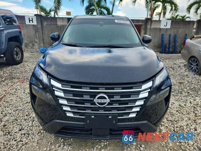 Piąte zdjęcie samochodu w środku: 2025 NISSAN ROGUE S VIN:5N1BT3AA3SC779951 - miniatura