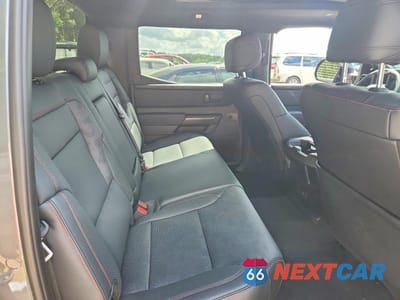Zdjęcie 10 z 12 samochodu: 2026 TOYOTA TUNDRA TRD PRO HV VIN:5TFPC5DB0TX139782 - miniatura