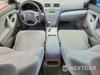 Zdjęcie 8 z 12 samochodu: 2009 TOYOTA CAMRY LE VIN:4T1BE46K39U906834 - miniatura