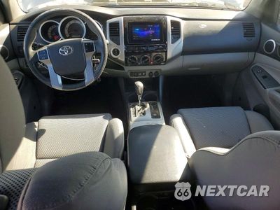 Zdjęcie 8 z 13 samochodu: 2012 TOYOTA TACOMA V6 VIN:3TMLU4EN9CM087248 - miniatura