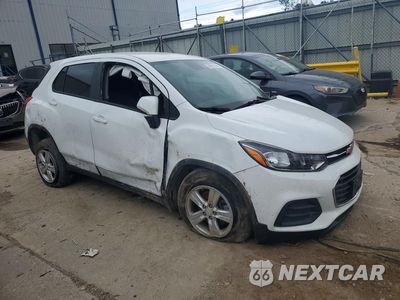 Czwarte zdjęcie samochodu z boku: 2022 CHEVROLET TRAX LS VIN:KL7CJNSM6NB527119 - miniatura