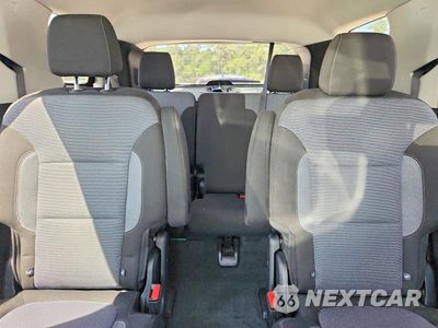 Zdjęcie 10 z 14 samochodu: 2019 CHEVROLET TRAVERSE LT VIN:1GNERGKW2KJ104516 - miniatura