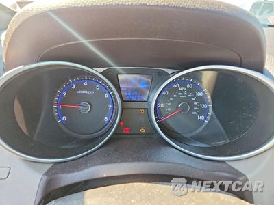 Zdjęcie 9 z 13 samochodu: 2015 HYUNDAI TUCSON GLS VIN:KM8JT3AF9FU102118 - miniatura