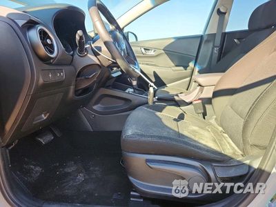 Zdjęcie 7 z 13 samochodu: 2022 HYUNDAI KONA SEL VIN:KM8K3CAB4NU900459 - miniatura