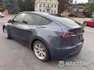 Trzecie zdjęcie samochodu z tyłu: 2021 TESLA MODEL Y VIN:5YJYGDEE2MF200511 - miniatura