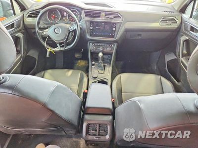 Zdjęcie 8 z 13 samochodu: 2019 VOLKSWAGEN TIGUAN SE VIN:3VV2B7AX6KM143883 - miniatura