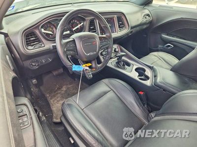 Zdjęcie 8 z 13 samochodu: 2023 DODGE CHALLENGER SXT VIN:2C3CDZAG3PH587015 - miniatura