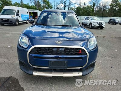 Piąte zdjęcie samochodu w środku: 2025 MINI COUNTRYMAN S ALL4 VIN:WMZ23GA01S7T58774 - miniatura