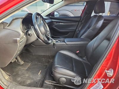 Zdjęcie 7 z 13 samochodu: 2019 MAZDA 3 SELECT VIN:JM1BPBAM2K1147015 - miniatura