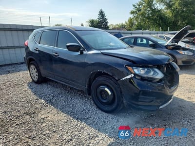 Czwarte zdjęcie samochodu z boku: 2017 NISSAN ROGUE S VIN:JN8AT2MV8HW257224 - miniatura
